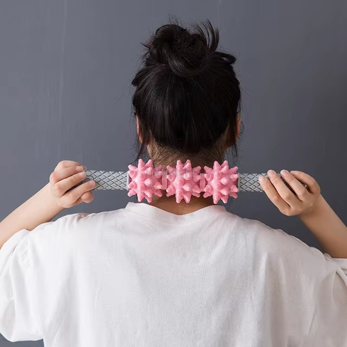 Rodillo de masaje cervical con puntas – uso en cuello y espalda